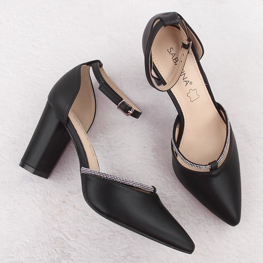 Sandały damskie na słupku w szpic z cyrkoniami czarne Sabatina 6637-7